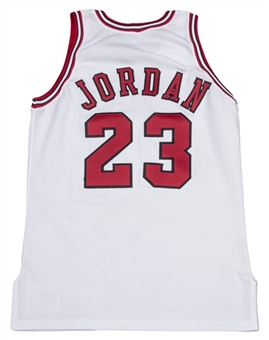 1992-93 Michael Jordan Game Used Chicago Bulls Home Jersey (Meza LOA)
